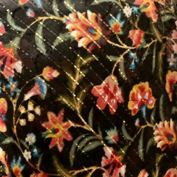 Beautiful Loft Black Floral and Gold Thread Tie Neck Blouse, Size LP - Picture 3 of 5